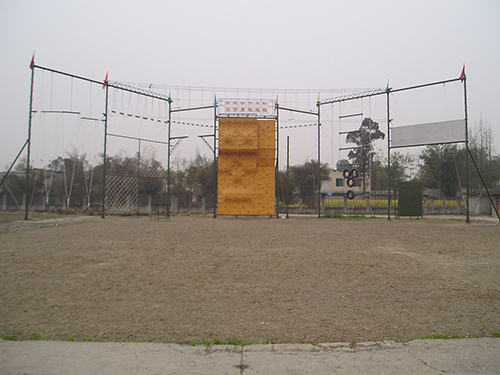 福建心理行为训练器械｜心理行为训练场建设｜空中单杠