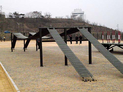 福建400米渡海登训练器材｜软梯