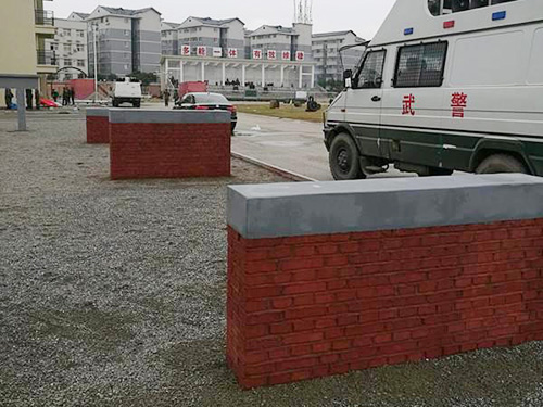 福建300米障碍训练场器材｜连续矮墙